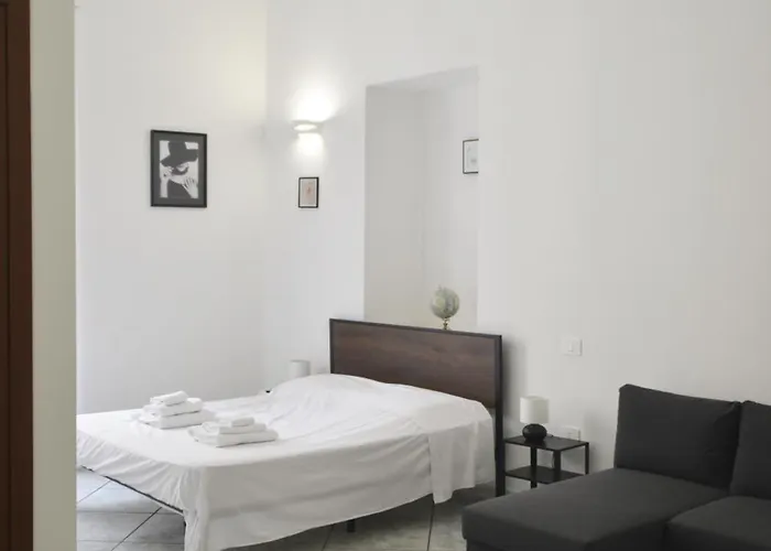 Konukevi La Via Maestra Brindisi
